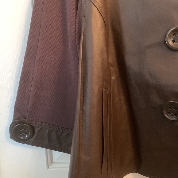 Womens jacket - Picture 4 of 6